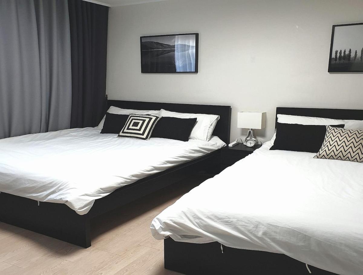 House Apartment *